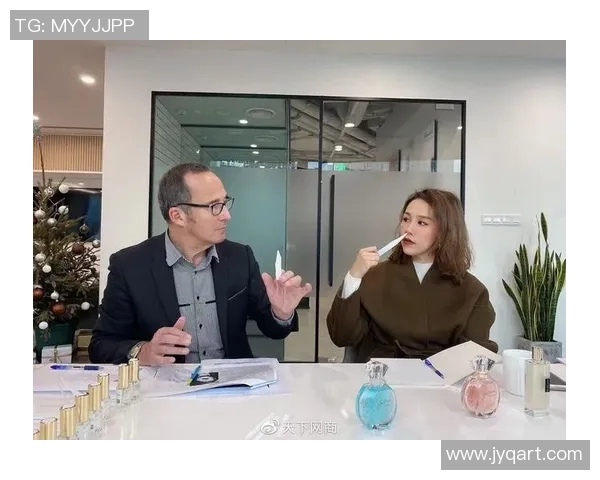 足球明星太太的高学历揭秘与她们的职业成就分析